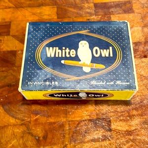 White owl invincibles cigar box. Vintage